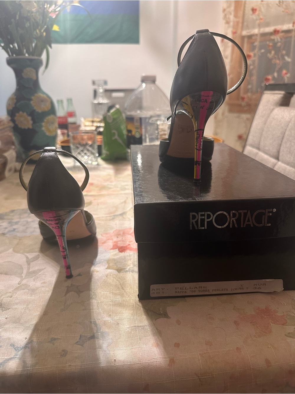 Reportage Pointed Leather Ankle-Strap Pumps in Black